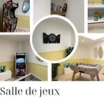Avec Vue Sur Les Etoiles Et Salle De Jeux Apartment