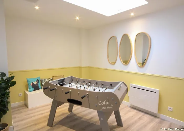 Avec Vue Sur Les Etoiles Et Salle De Jeux *